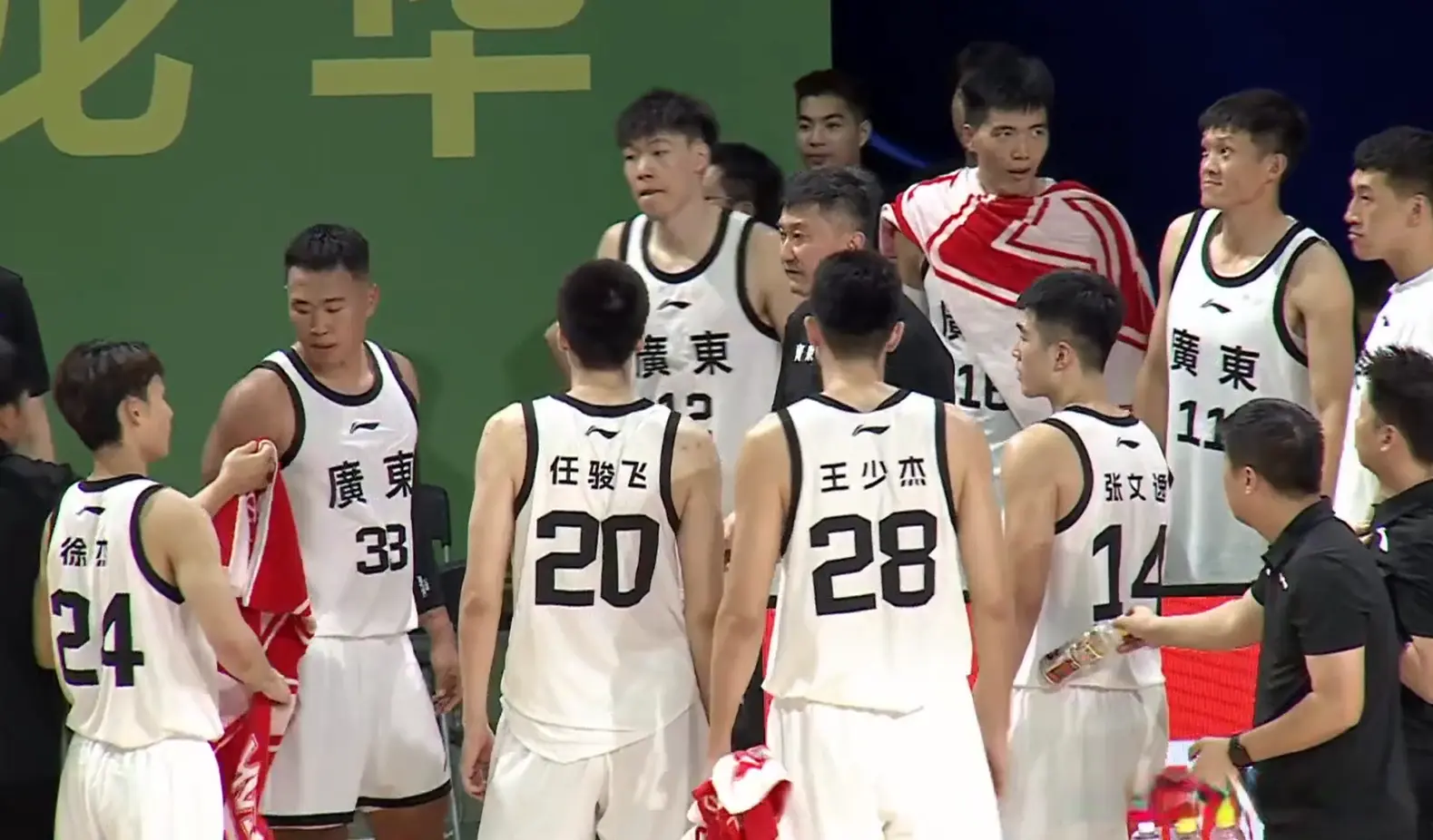 老虎队是不, 勇猛 老虎队是不, 勇猛